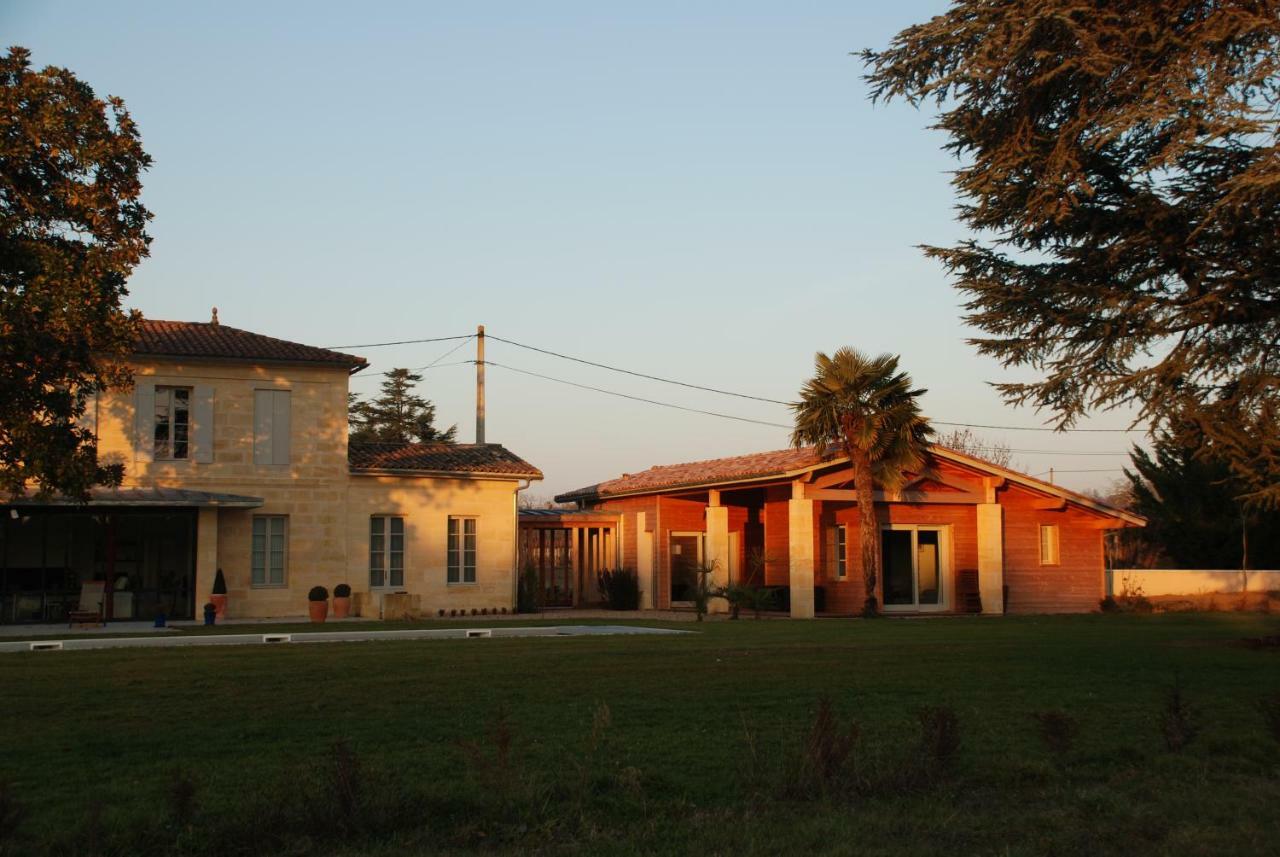 Bed and Breakfast Les Ambeles Saint-Magne-de-Castillon Exteriér fotografie